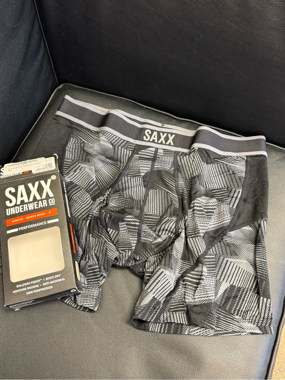 SAXX Men’s Kinetic Boxer Brief 5” XL